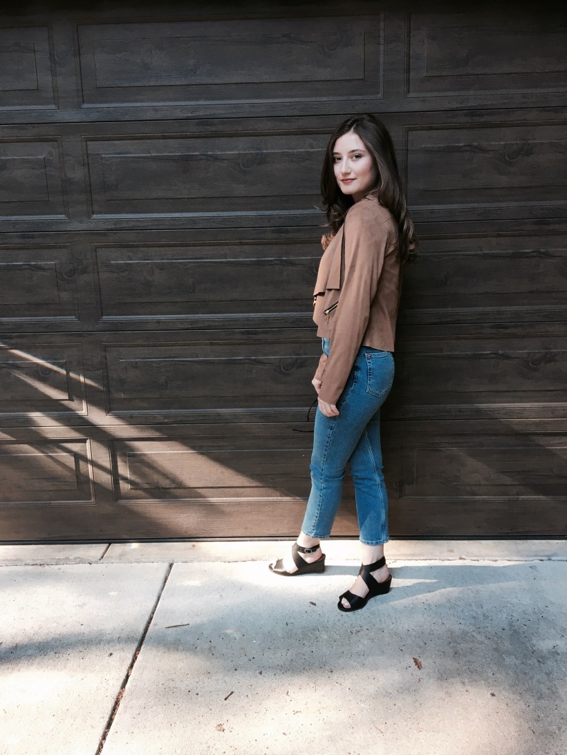 Suede Jacket, High waisted jeans, Wedge,  Crop Top