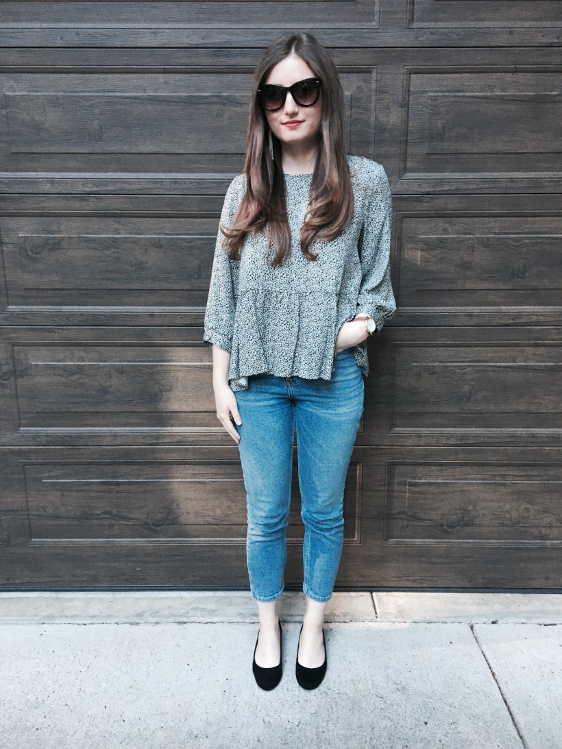 Babydoll Blouse, Cropped Jeans, kitten heel