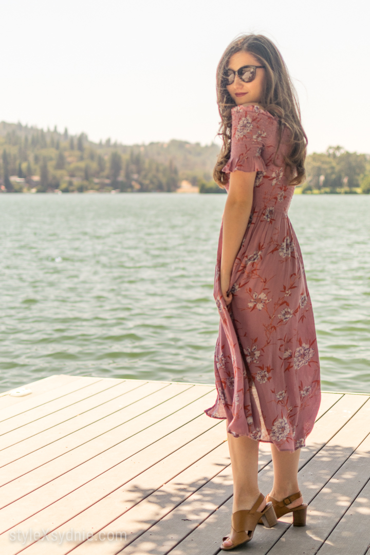 urban outfitters Off the shoulder dress, floral, ootd, pink, summer, blogger, fashion, sunglasses, heels, feminine