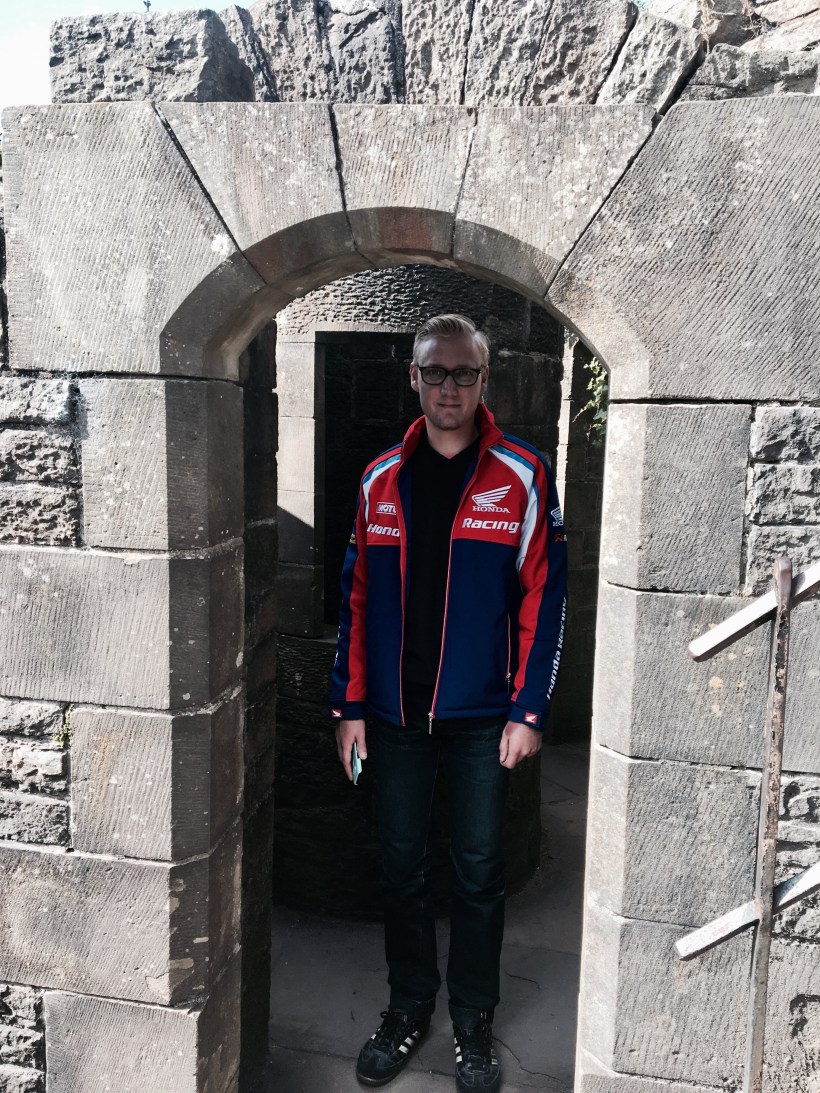 cardiff castle, wales, travel