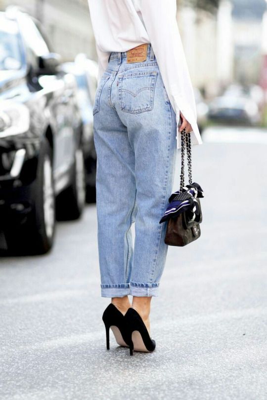 how to style boyfriend jeans