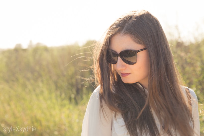 spring, white button down, jeans, brown flats, marc jacobs sunnies, nine west purse
